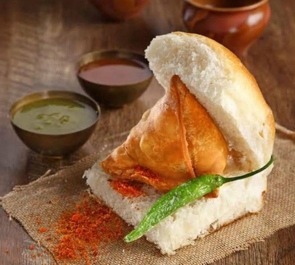 Samosa Pav