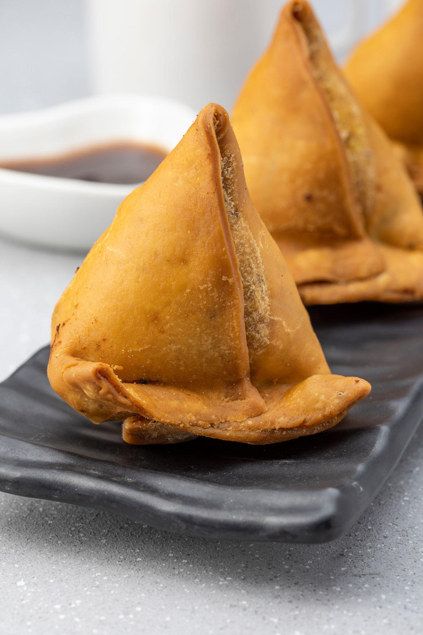 Samosa - 2 pcs (1 Portion)
